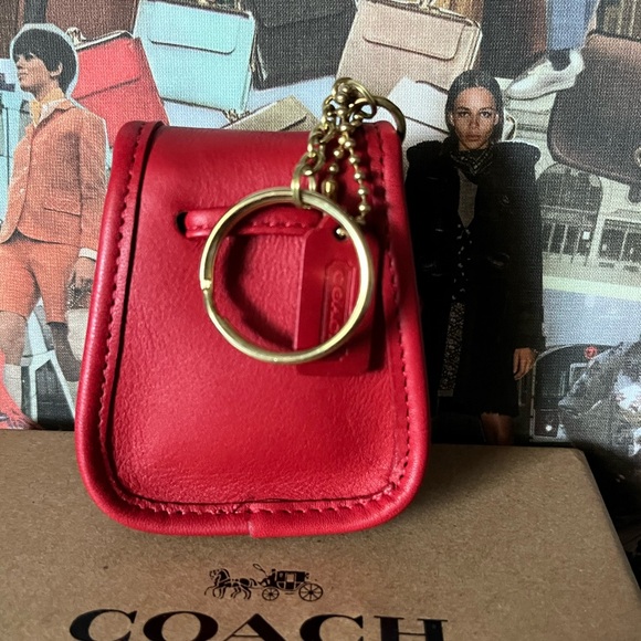 COACH VINTAGE RED LEATHER TURNLOCK DAYPACK MINI BAG CHARM KEY RING - Picture 4 of 10